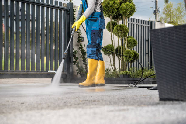 Best Residential Pressure Washing Services  in Hometown, IL